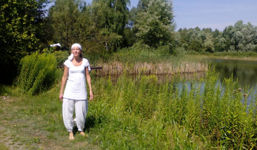 Barbara Maziarska: Hormony i Emocje: odosobnienie dla kobiet z jogą hormonalną i Kundalini (k. Warszawy)